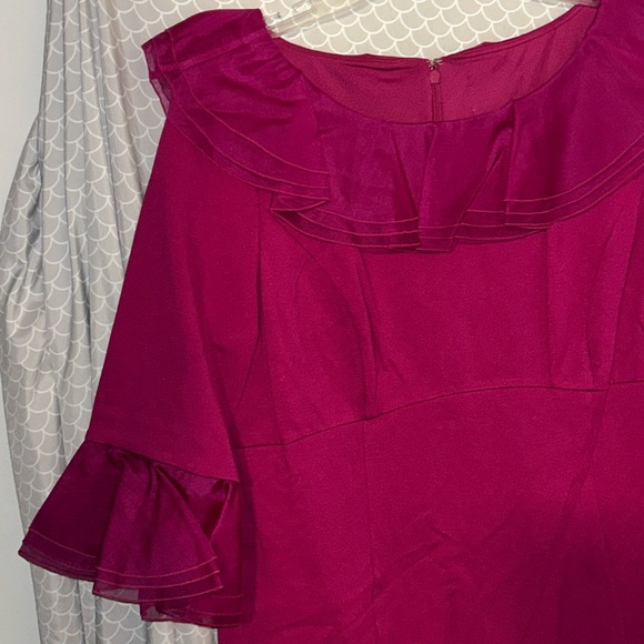 NWT NUE by Shani Fuchsia Ruffled 3/4 Sleeve Sheath Dress - Picture 5 of 8